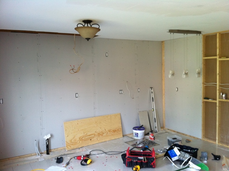 Drywalling the kitchen