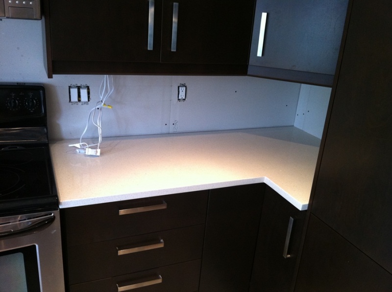 Quartz counters being installed!