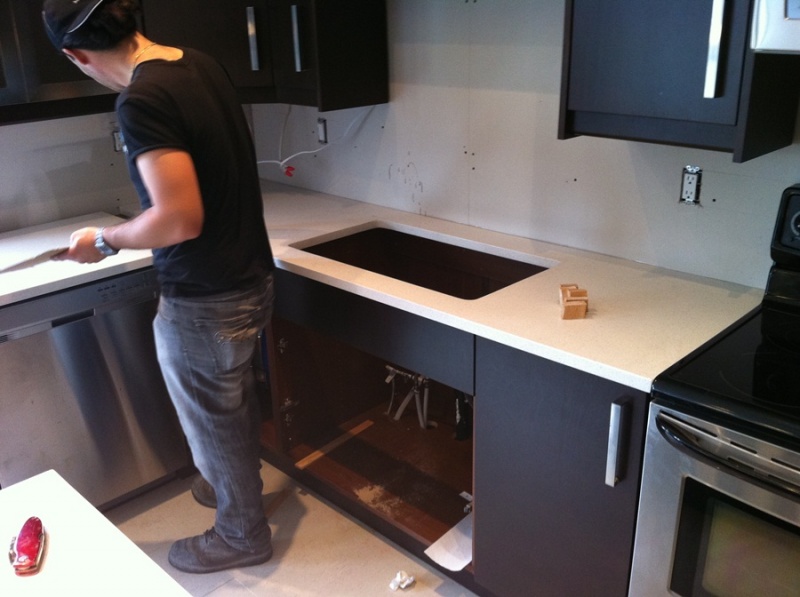 Quartz counters being installed!