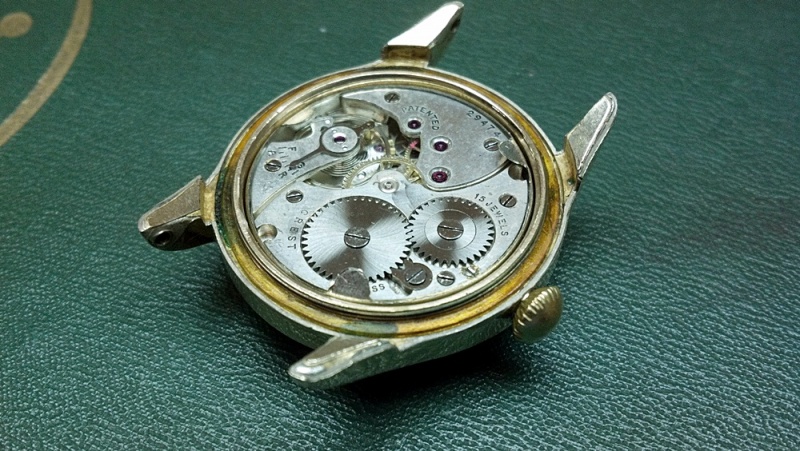 Entire movement is now cleaned, repaired and installed in to the case.